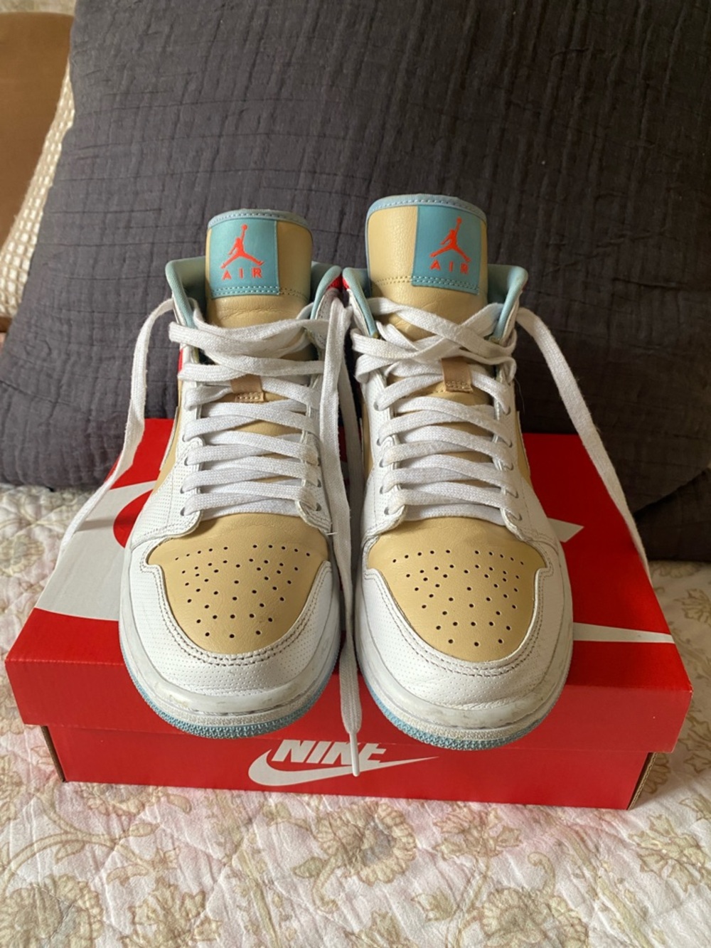 Nike Air Jordan 1 Mid SE Sesame White Sneakers — Women’s 8 - Picture 4 of 10